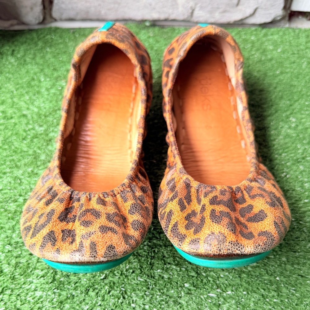Tieks By Gavrieli Leopard Print Leather Women’s Flat Shoes - Picture 5 of 11